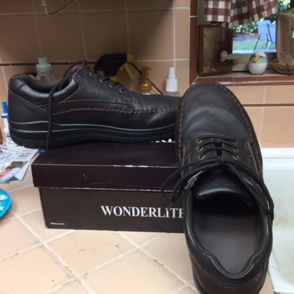 wonderlite shoes